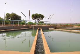Niger decides to nationalise the water sector, ends longstanding contract with French firm, Veolia.